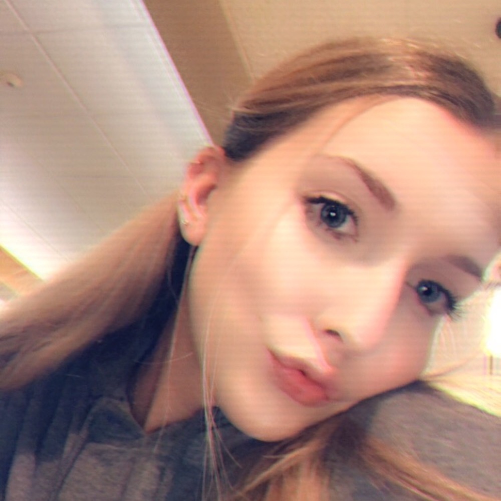 Meet your Posher, Nichole